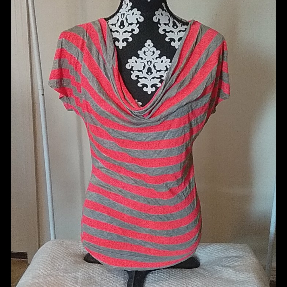 Large Grey and pink top